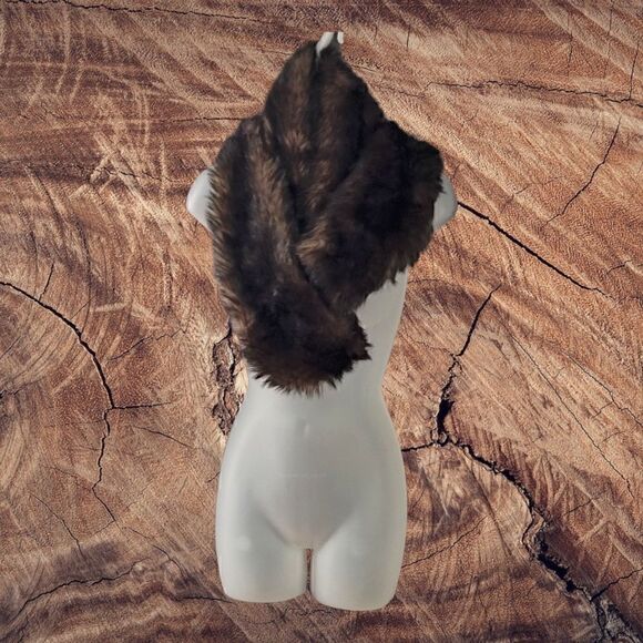 SCARF FUR INFINITY with SILVER SATIN lining faux BEAUTIFUL! - Picture 1 of 5